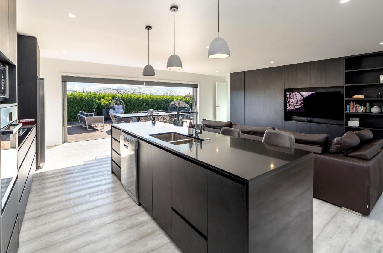 Pinot Paradise Villa Martinborough Exterior photo